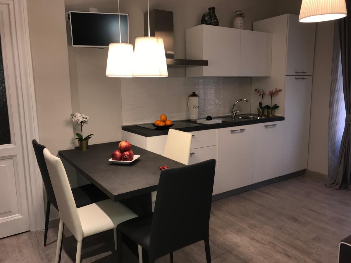 The Flower Market Apartment โรม ภายนอก รูปภาพ