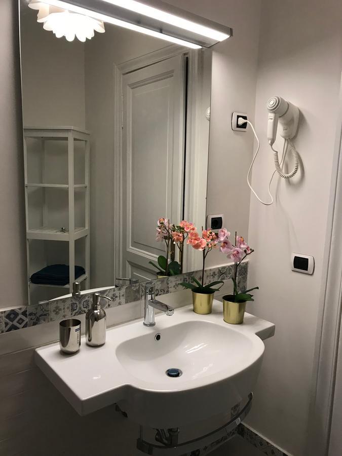The Flower Market Apartment โรม ภายนอก รูปภาพ